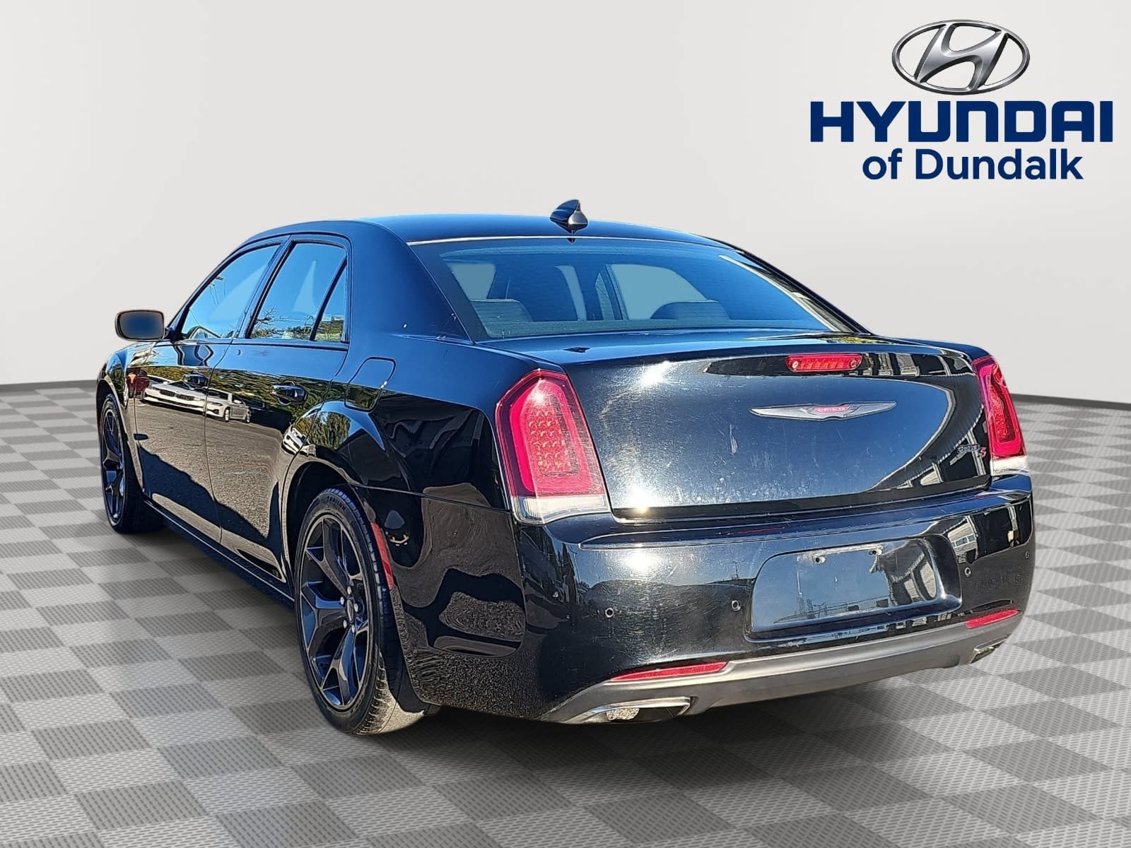 Used 2021 Chrysler 300 S RWD image 6