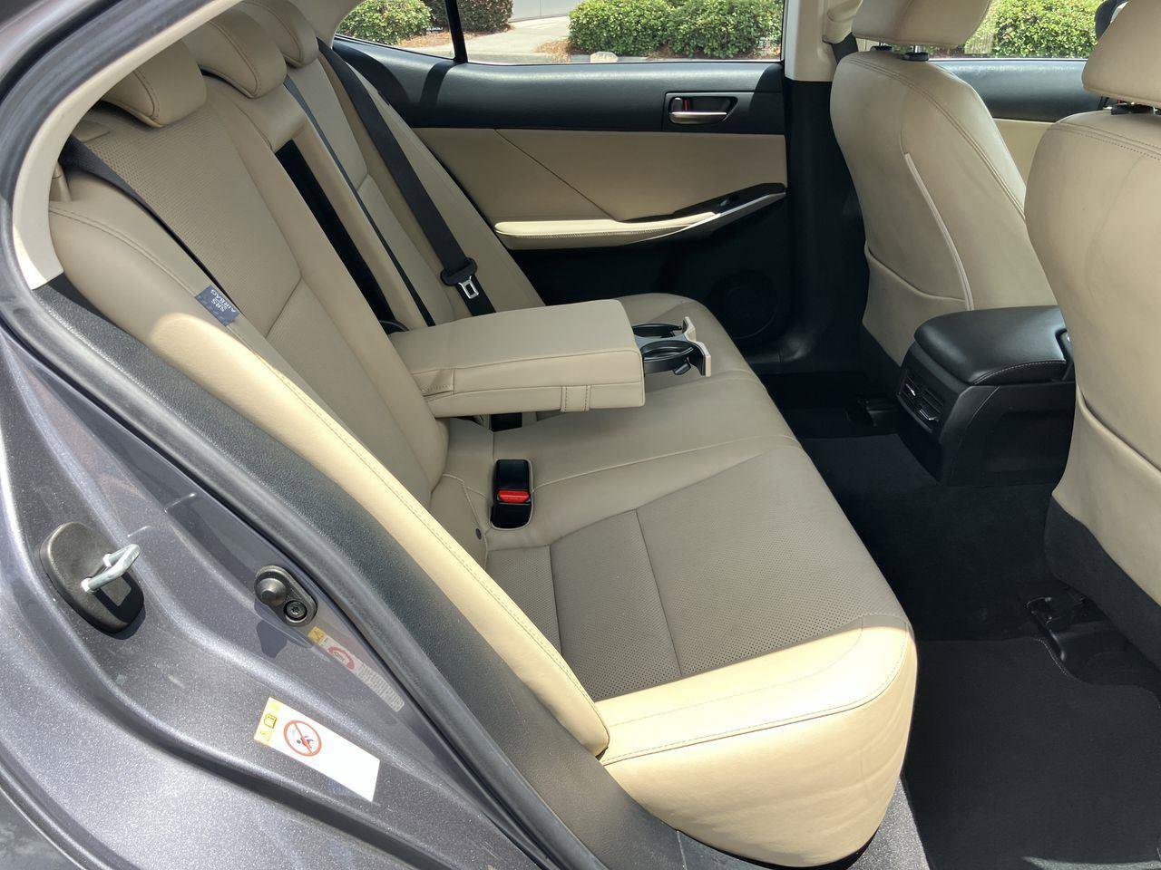 Used 2019 Lexus IS 300 w/ Premium Package RWD image 28