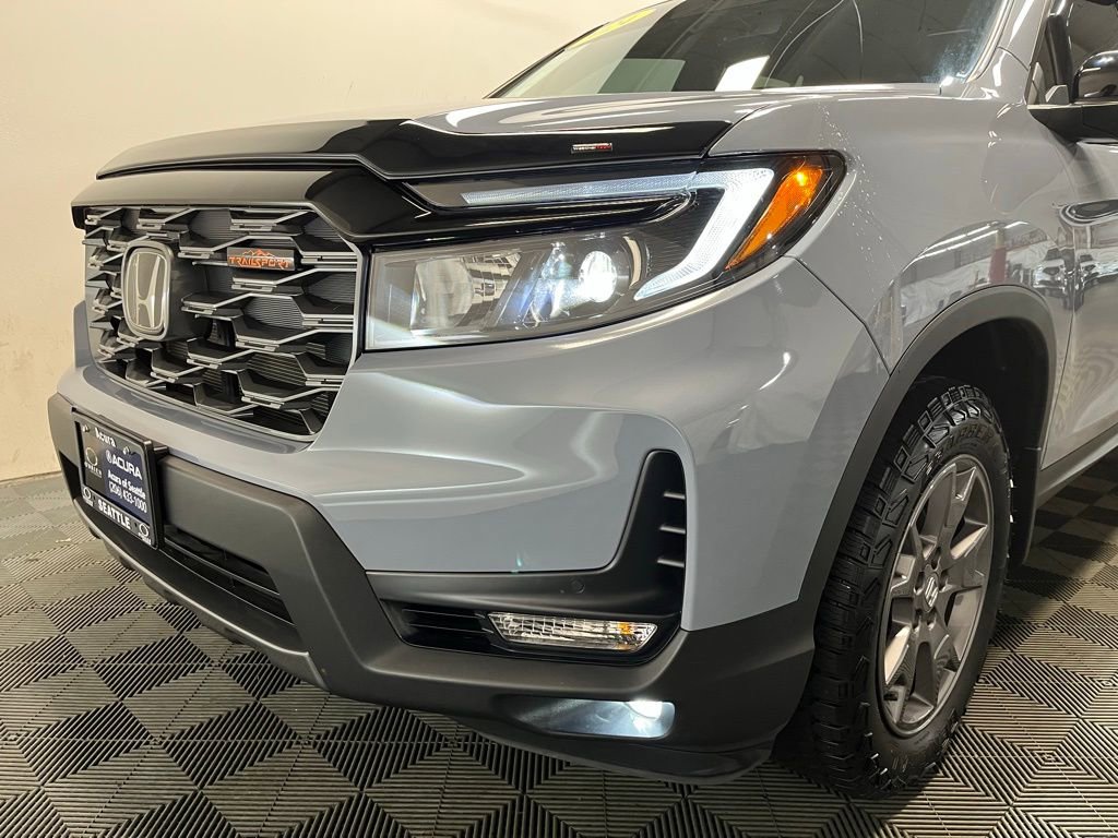Used 2024 Honda Passport TrailSport image 32