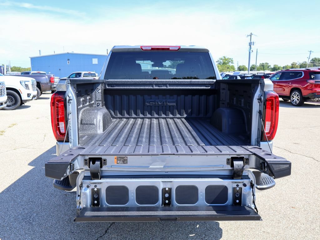 New 2026 GMC Sierra 1500 SLT w/ SLT Premium Package AWD/4WD image 5