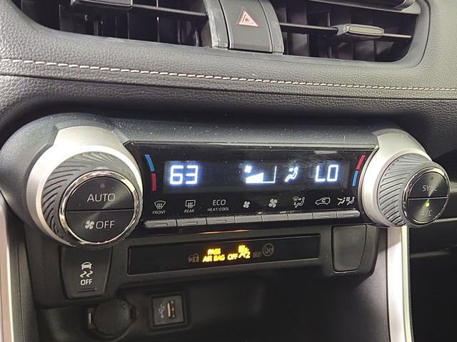 Used 2025 Toyota RAV4 XLE image 19