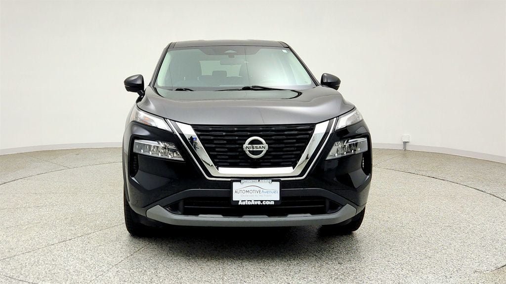 Used 2021 Nissan Rogue SV AWD/4WD image 2