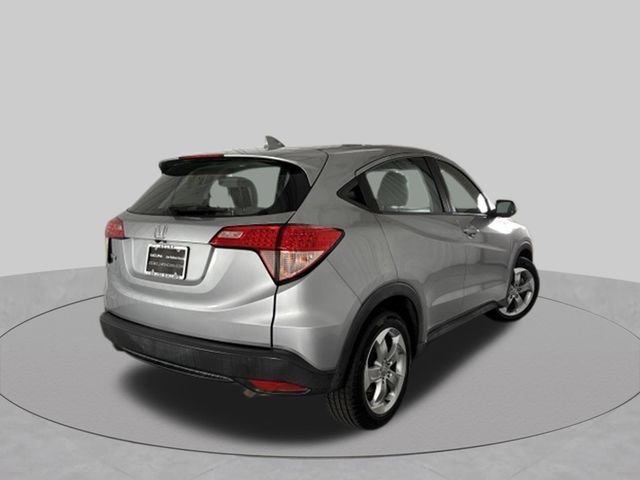 Used 2017 Honda HR-V LX image 7