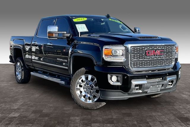 Used 2018 GMC Sierra 2500 Denali w/ Duramax Plus Package image 11