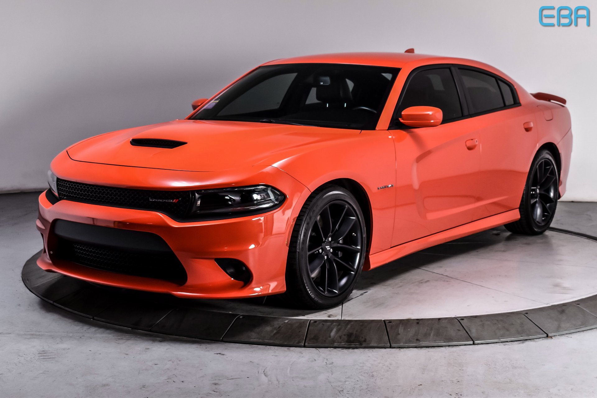 Used 2022 Dodge Charger R/T w/ Plus Group image 2