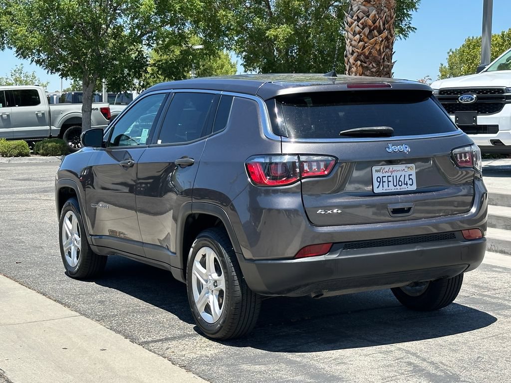 Used 2023 Jeep Compass Sport AWD/4WD image 4