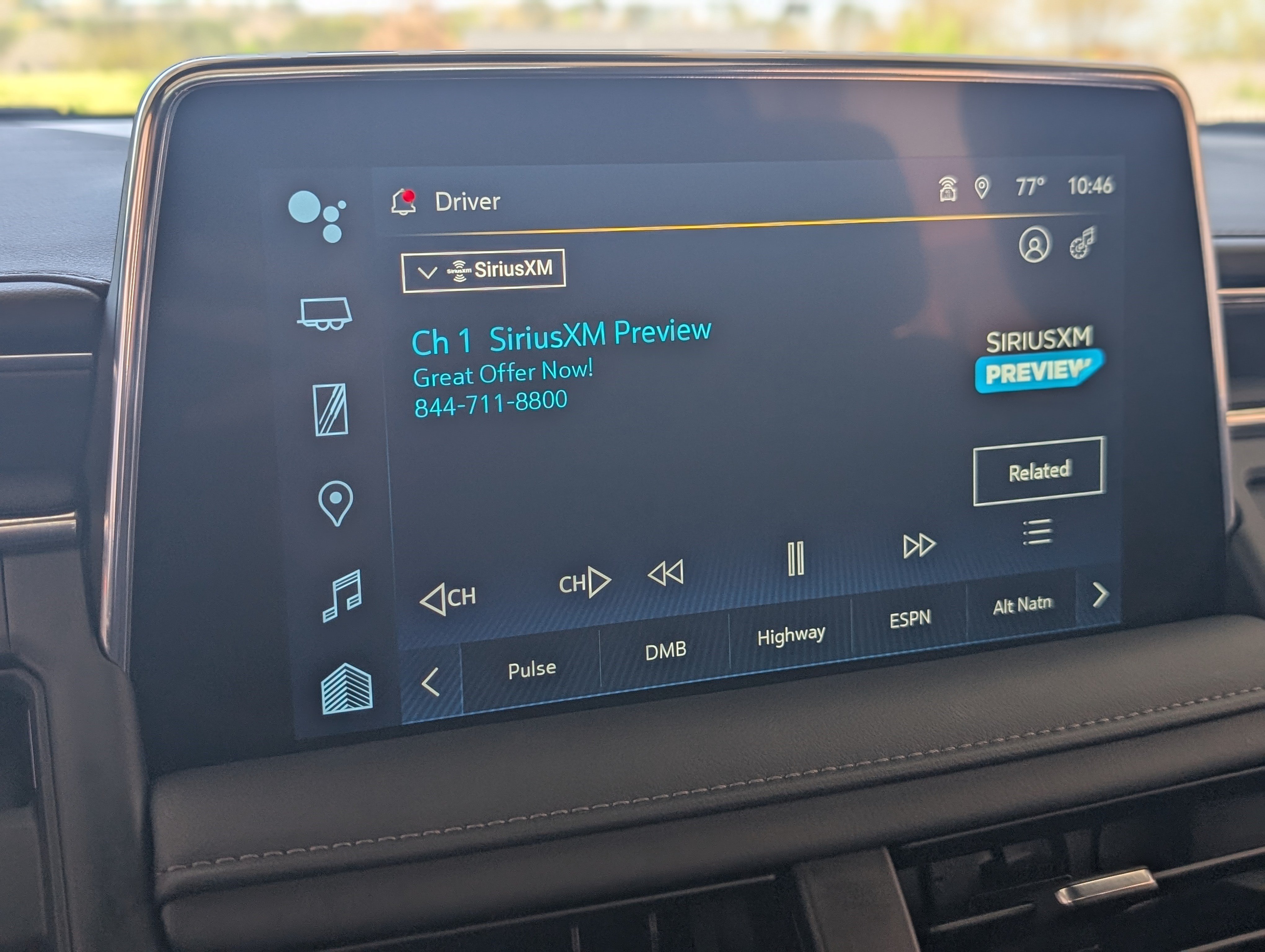 Used 2024 Chevrolet Tahoe Z71 w/ Z71 Off-Road Package AWD/4WD image 31