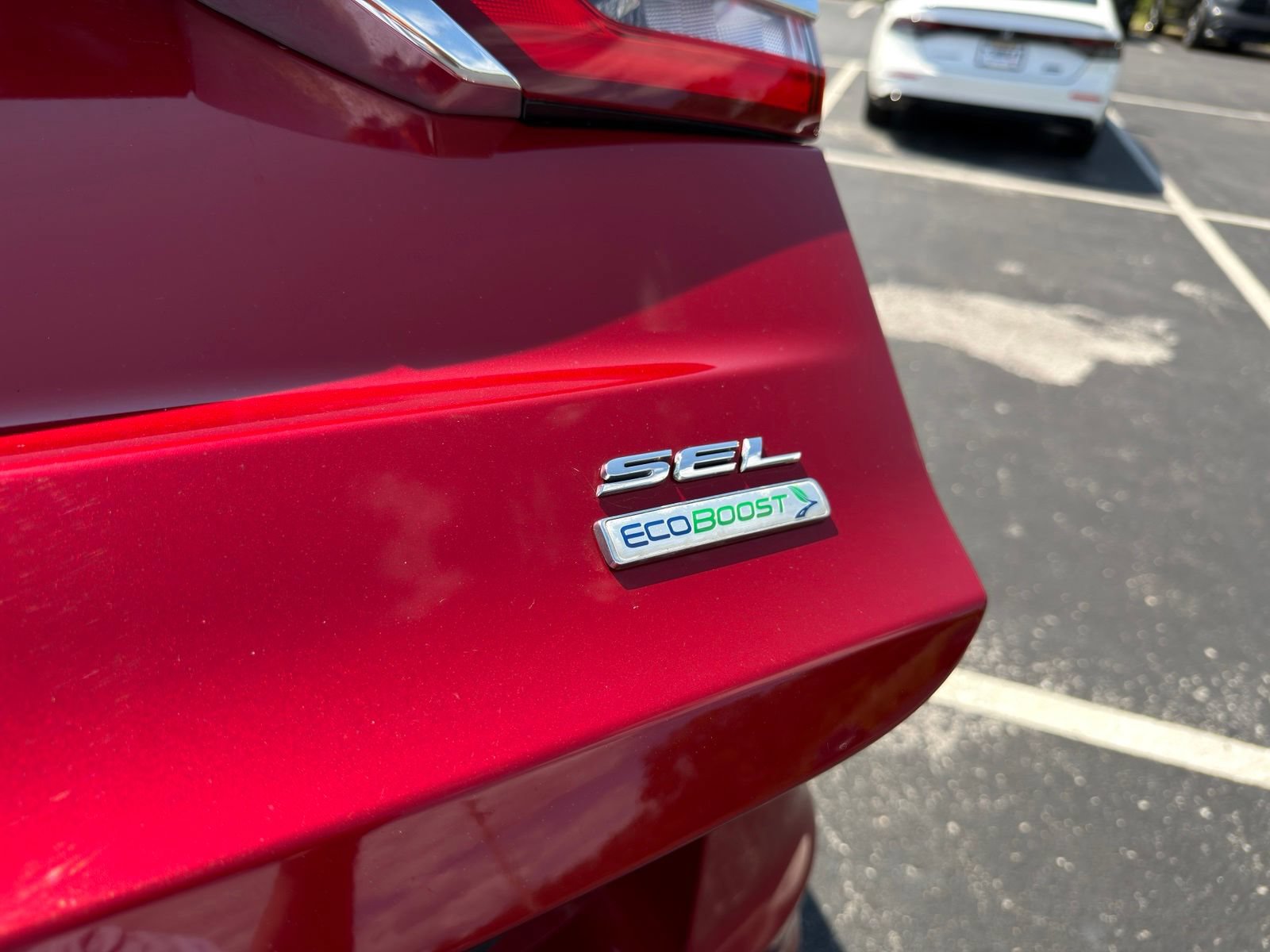 Used 2020 Ford Fusion SEL FWD image 27