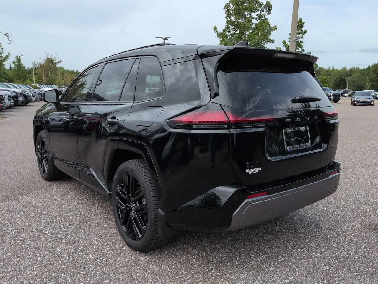 Used 2026 Toyota RAV4 XSE w/ Weather Package AWD/4WD image 4