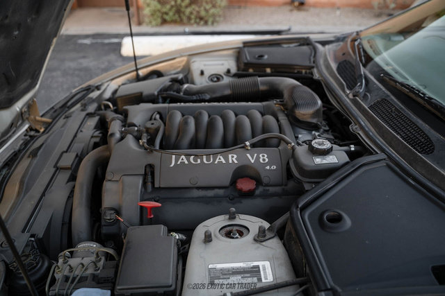 Used 2000 Jaguar XK8 Convertible RWD image 23