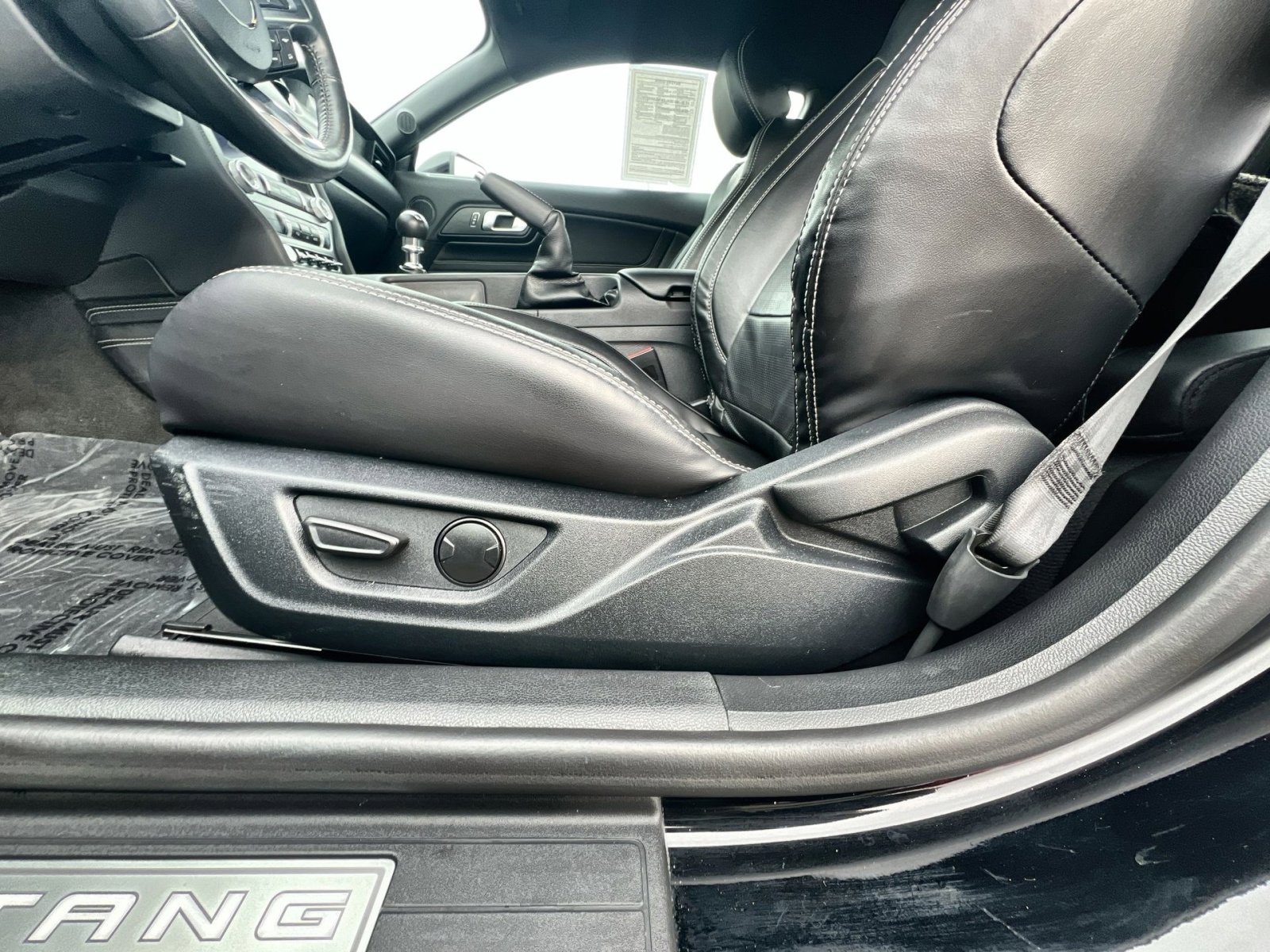 Used 2021 Ford Mustang GT Premium w/ Equipment Group 401A image 14