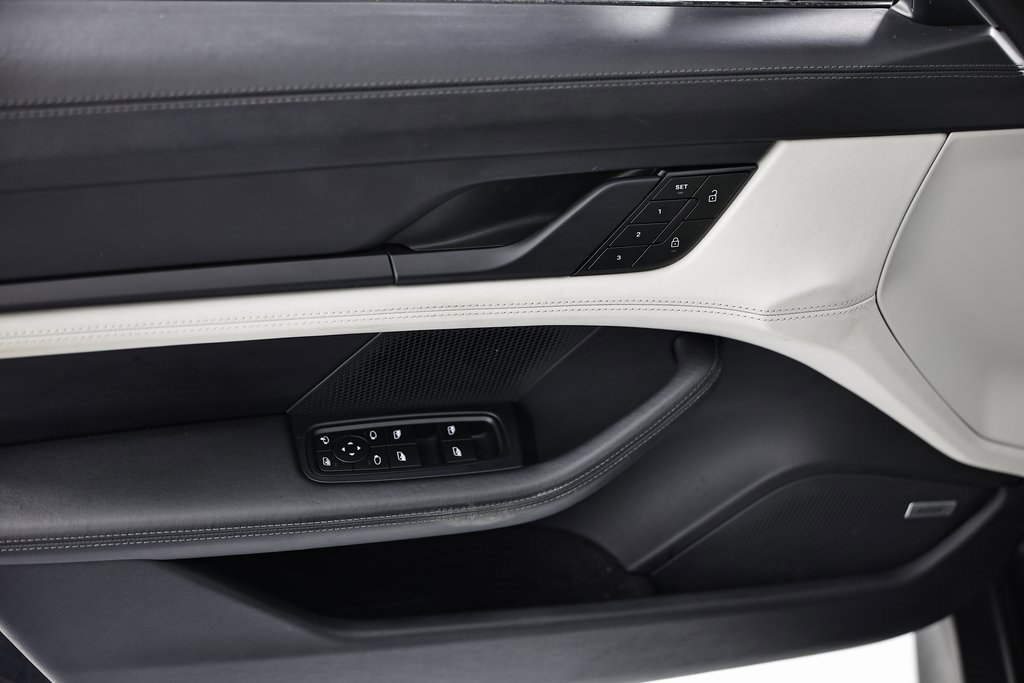Certified 2024 Porsche Taycan image 17