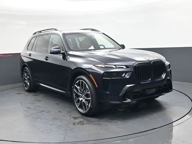 New 2026 BMW X7 xDrive40i w/ Executive Package image 2