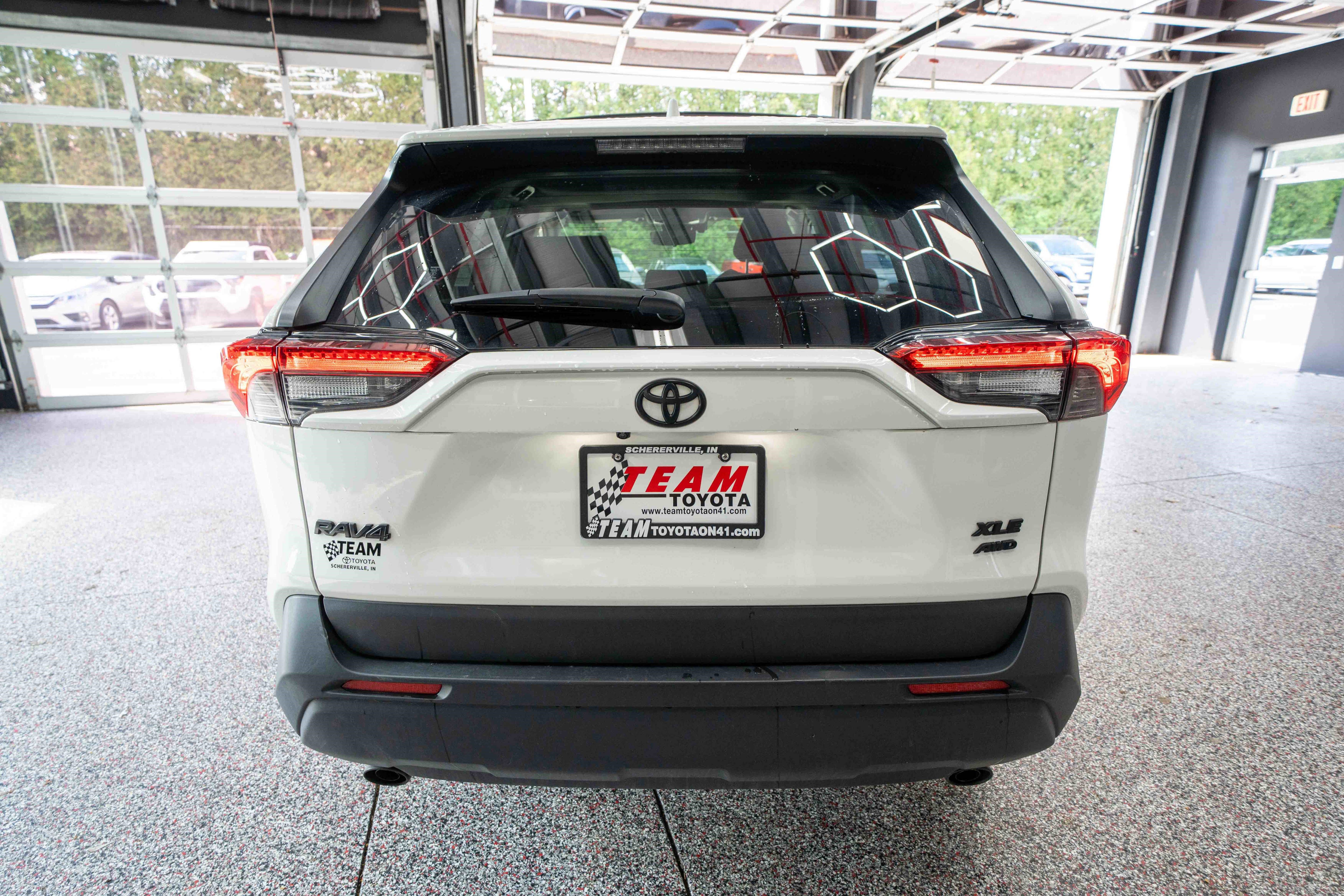 Used 2023 Toyota RAV4 XLE w/ Convenience Package AWD/4WD image 3