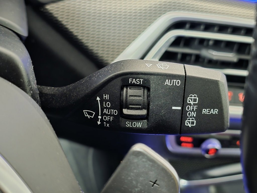 Used 2022 BMW X5 xDrive40i w/ M Sport Package image 30