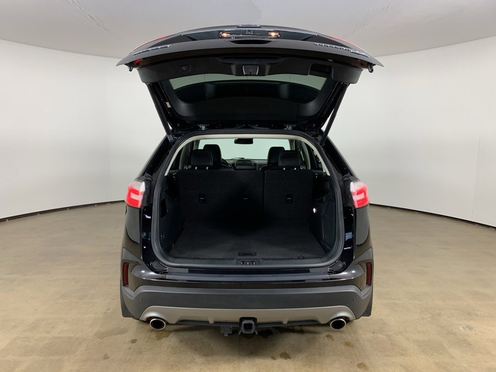 Used 2020 Ford Edge Titanium w/ Equipment Group 301A image 12