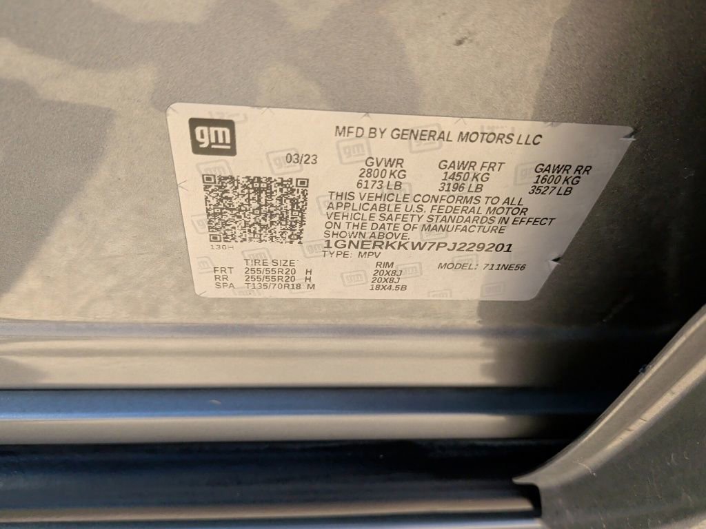 Used 2023 Chevrolet Traverse Premier w/ LPO, Floor Liner Package FWD image 43