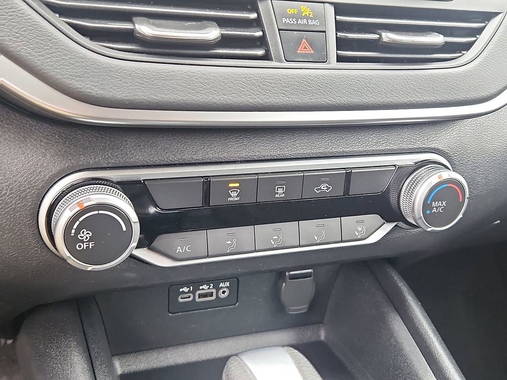 Used 2022 Nissan Altima 2.5 SV image 9