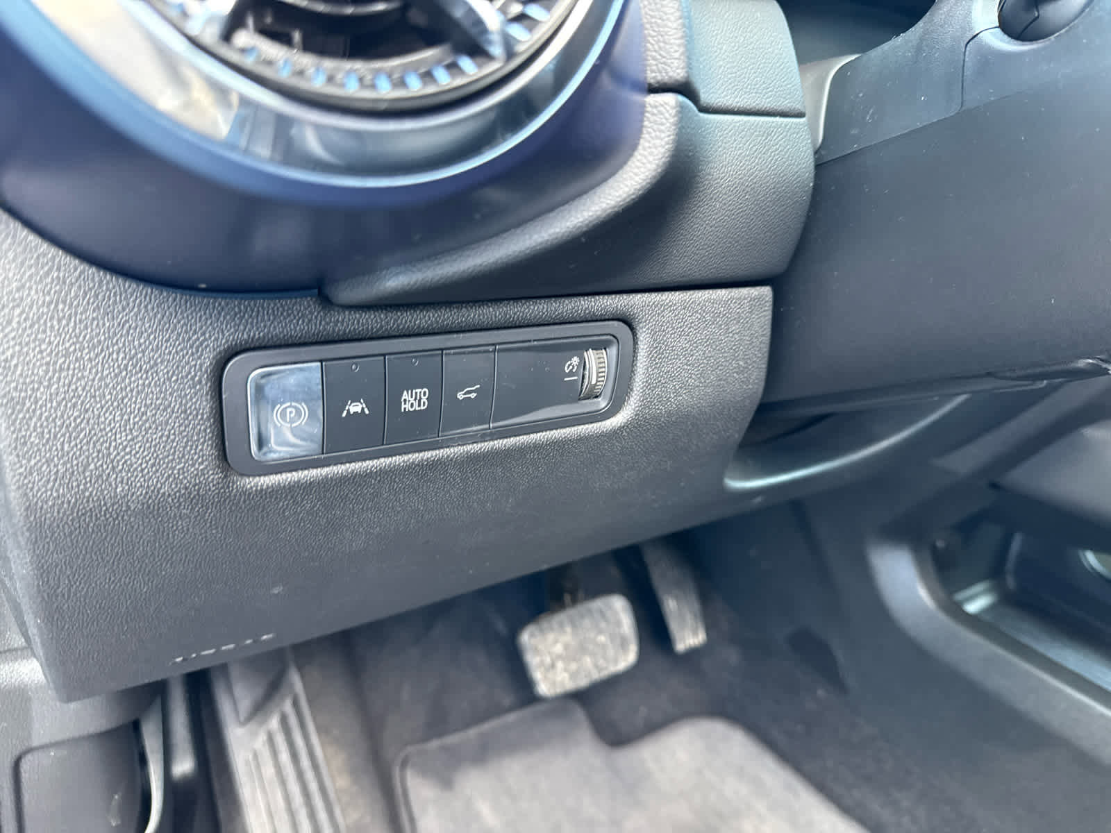 Used 2024 Chevrolet Equinox EV LT FWD image 20