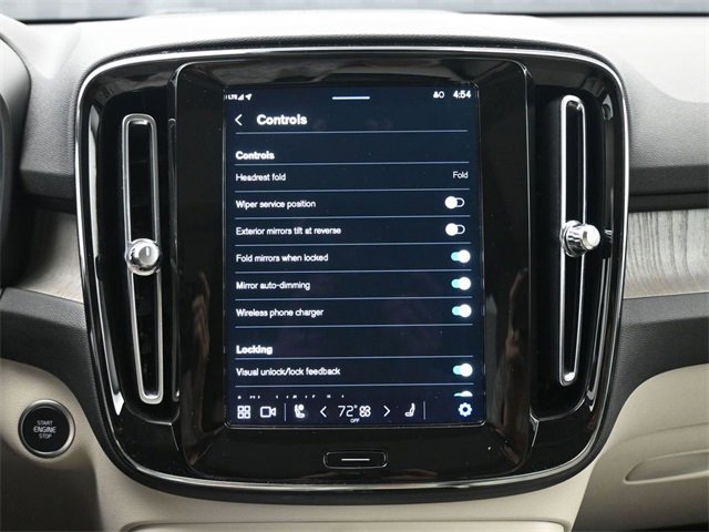 Used 2024 Volvo XC40 B5 Plus w/ Protection Package Premier image 15