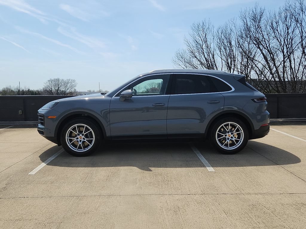 New 2026 Porsche Cayenne AWD/4WD image 2