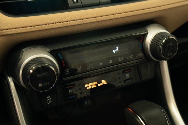 Used 2019 Toyota RAV4 Limited w/ Cold Weather Package image 27