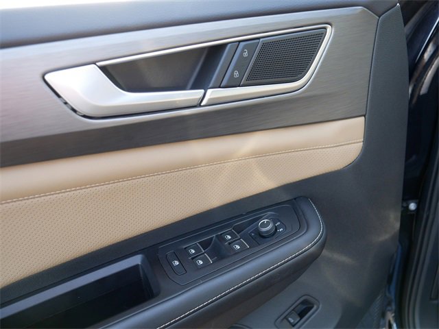 Certified 2024 Volkswagen Atlas Cross Sport SE image 15