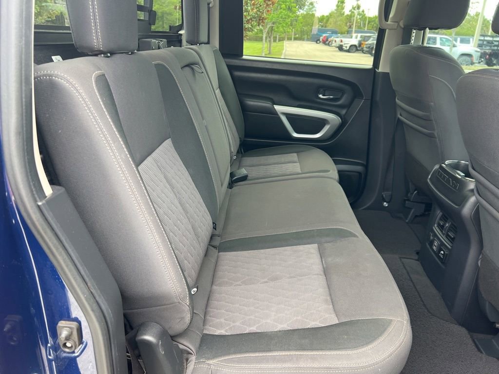 Used 2021 Nissan Titan SV w/ SV Convenience Package RWD image 39