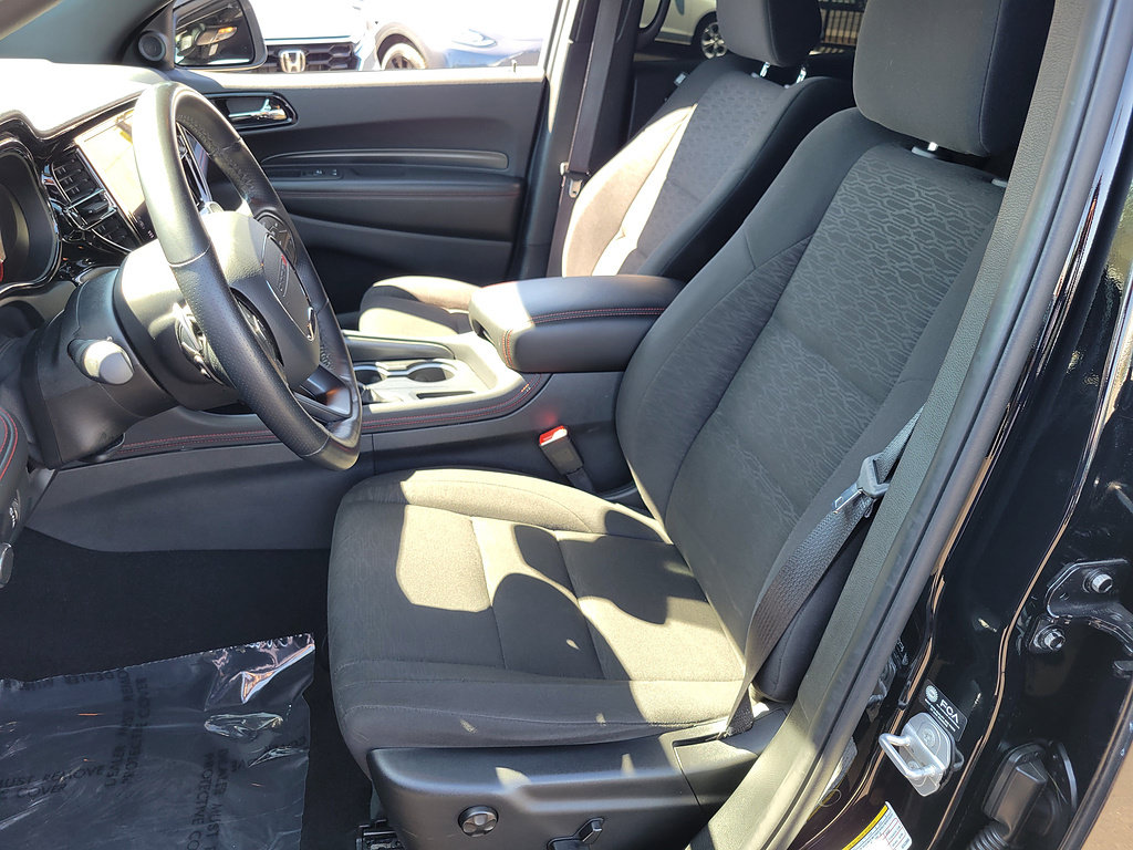 Used 2025 Dodge Durango GT RWD image 18
