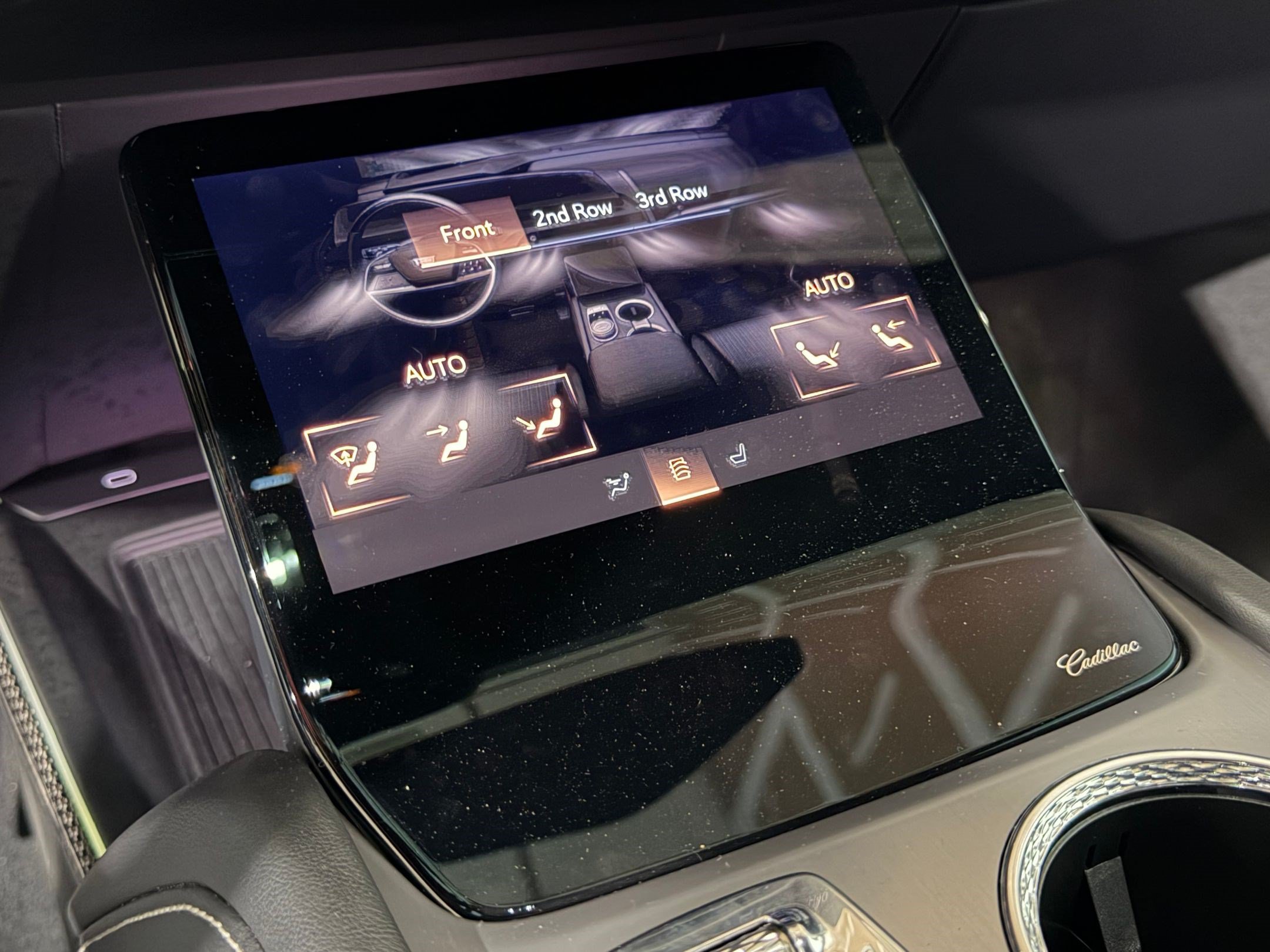 New 2026 Cadillac Vistiq Luxury AWD/4WD image 32