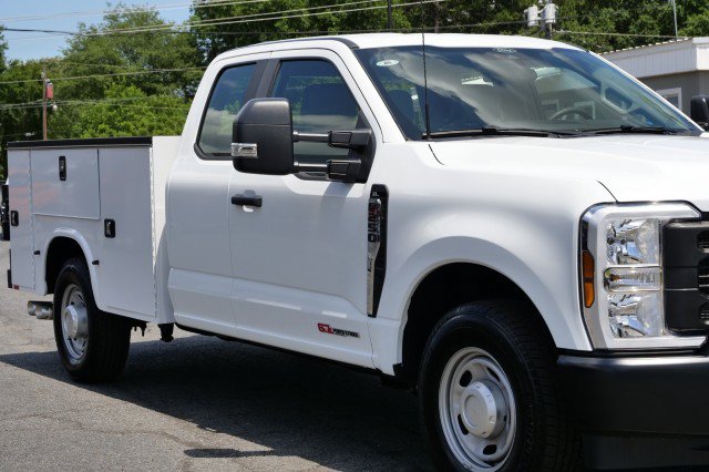 Used 2025 Ford F250 XL RWD image 11