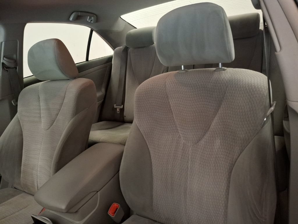Used 2010 Toyota Camry FWD image 15