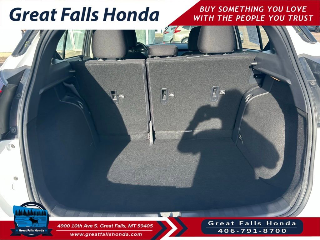 Used 2023 Nissan Kicks S image 11