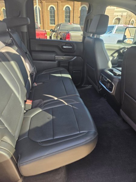 Used 2020 Chevrolet Silverado 2500 LTZ w/ LTZ Premium Package image 11