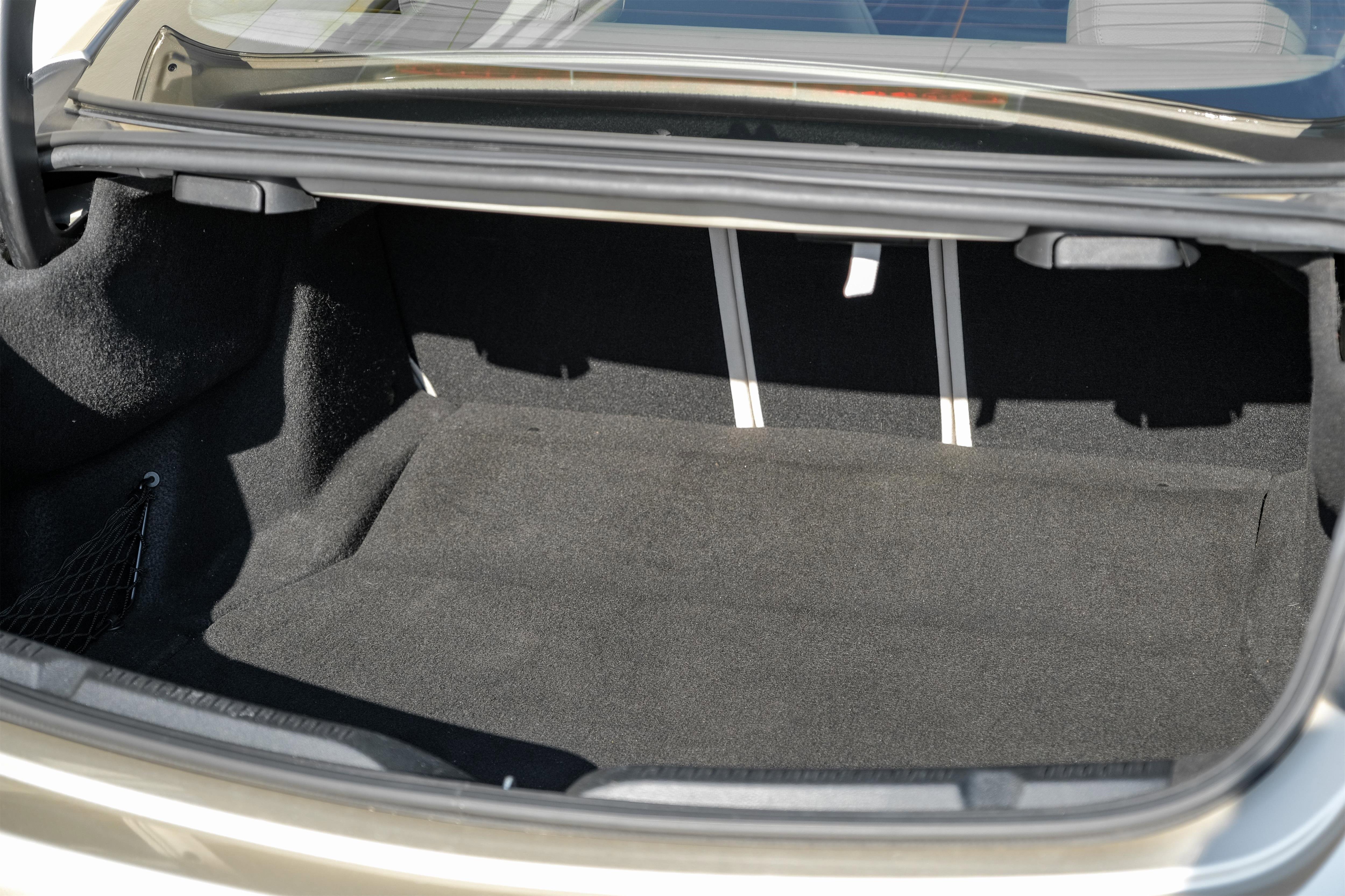 Used 2019 Mercedes-Benz E 450 Coupe w/ AMG Line Package image 36