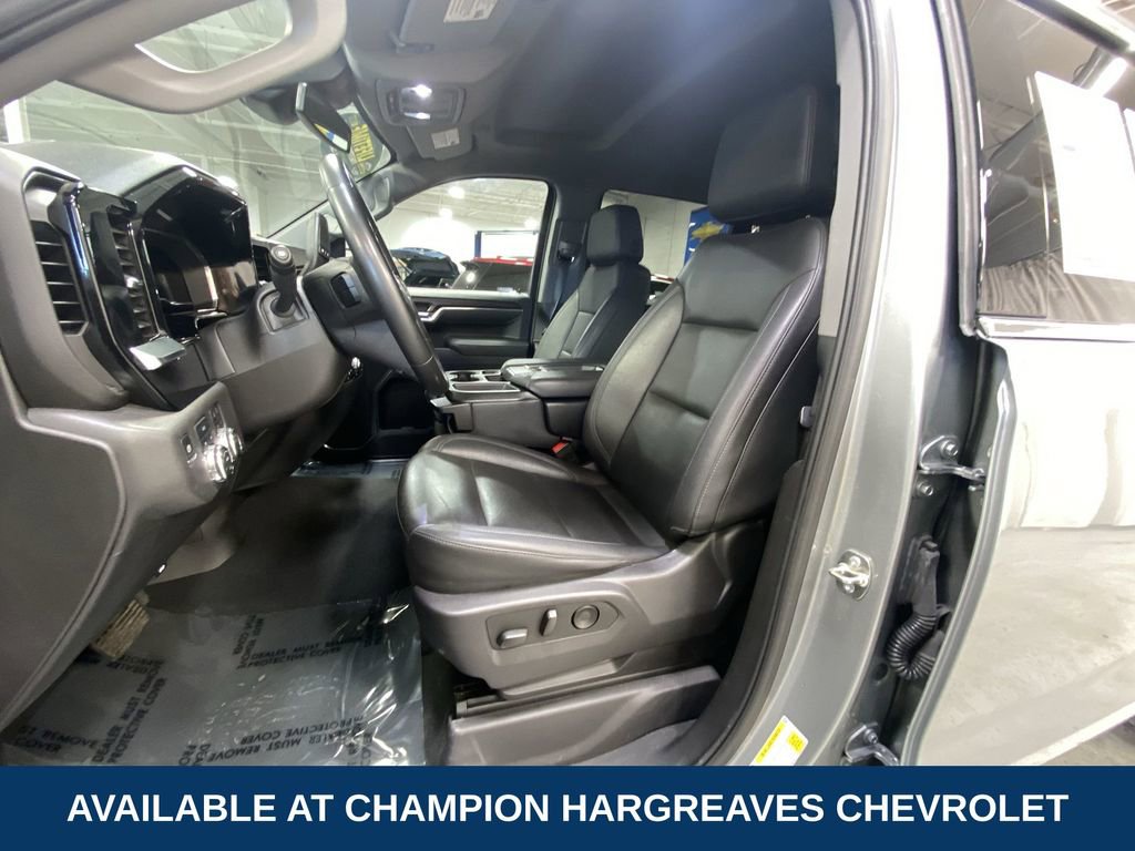 Used 2025 GMC Sierra 1500 SLT image 26