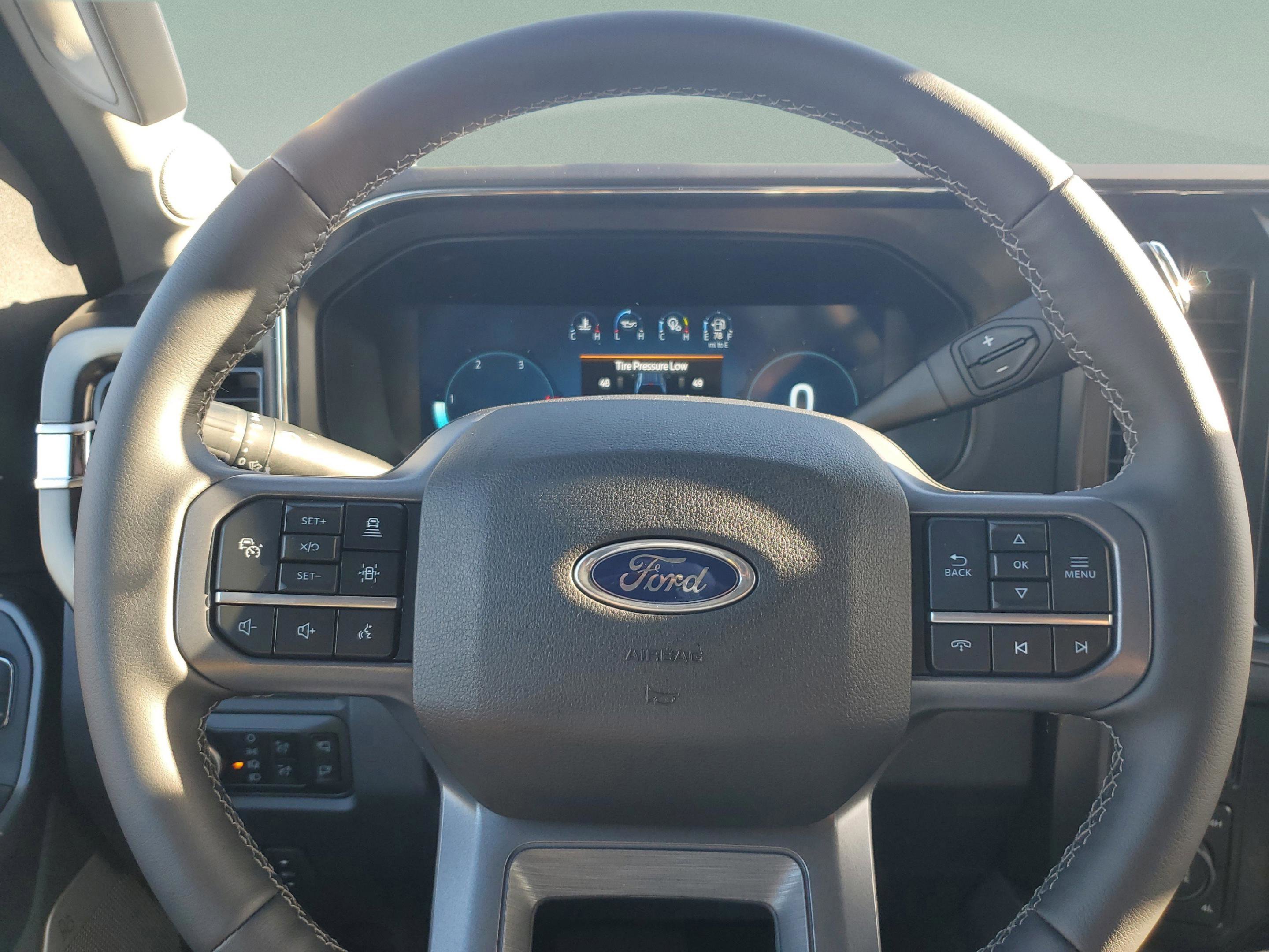 New 2026 Ford F250 Lariat w/ Black Appearance Package image 17