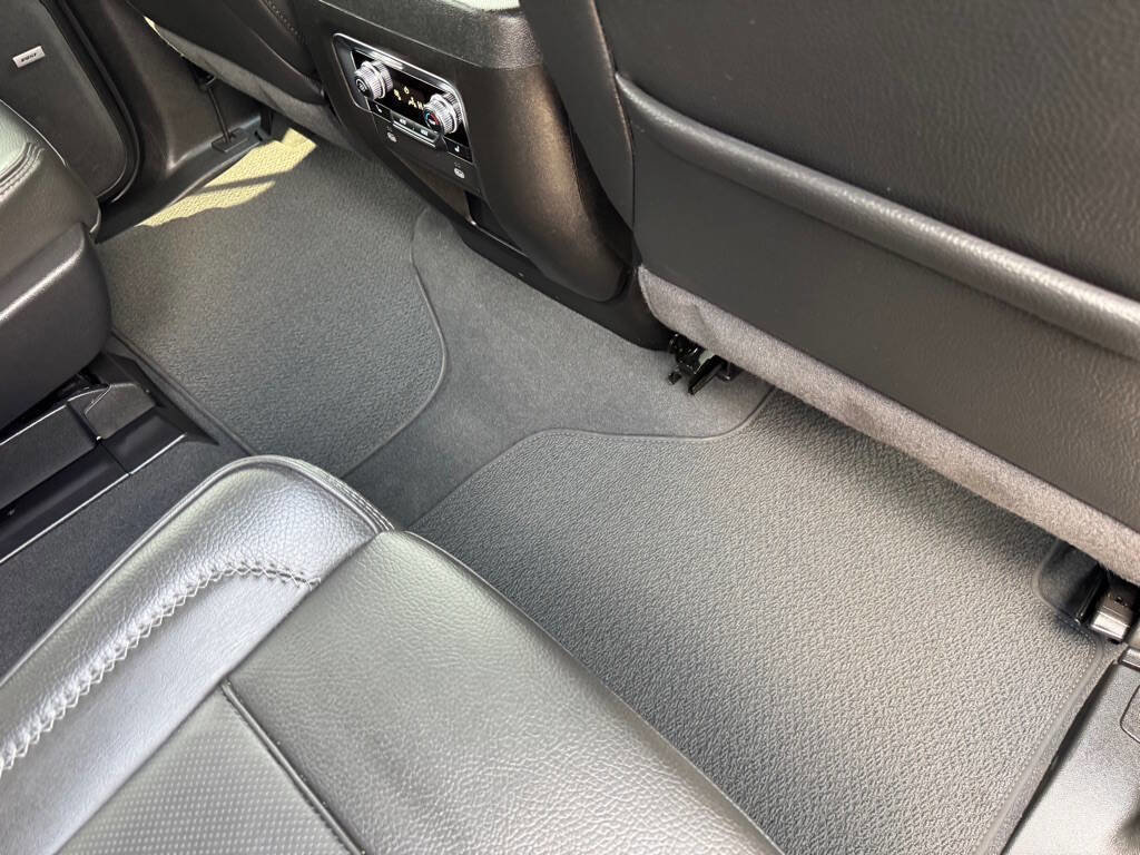 Used 2024 GMC Yukon Denali image 56