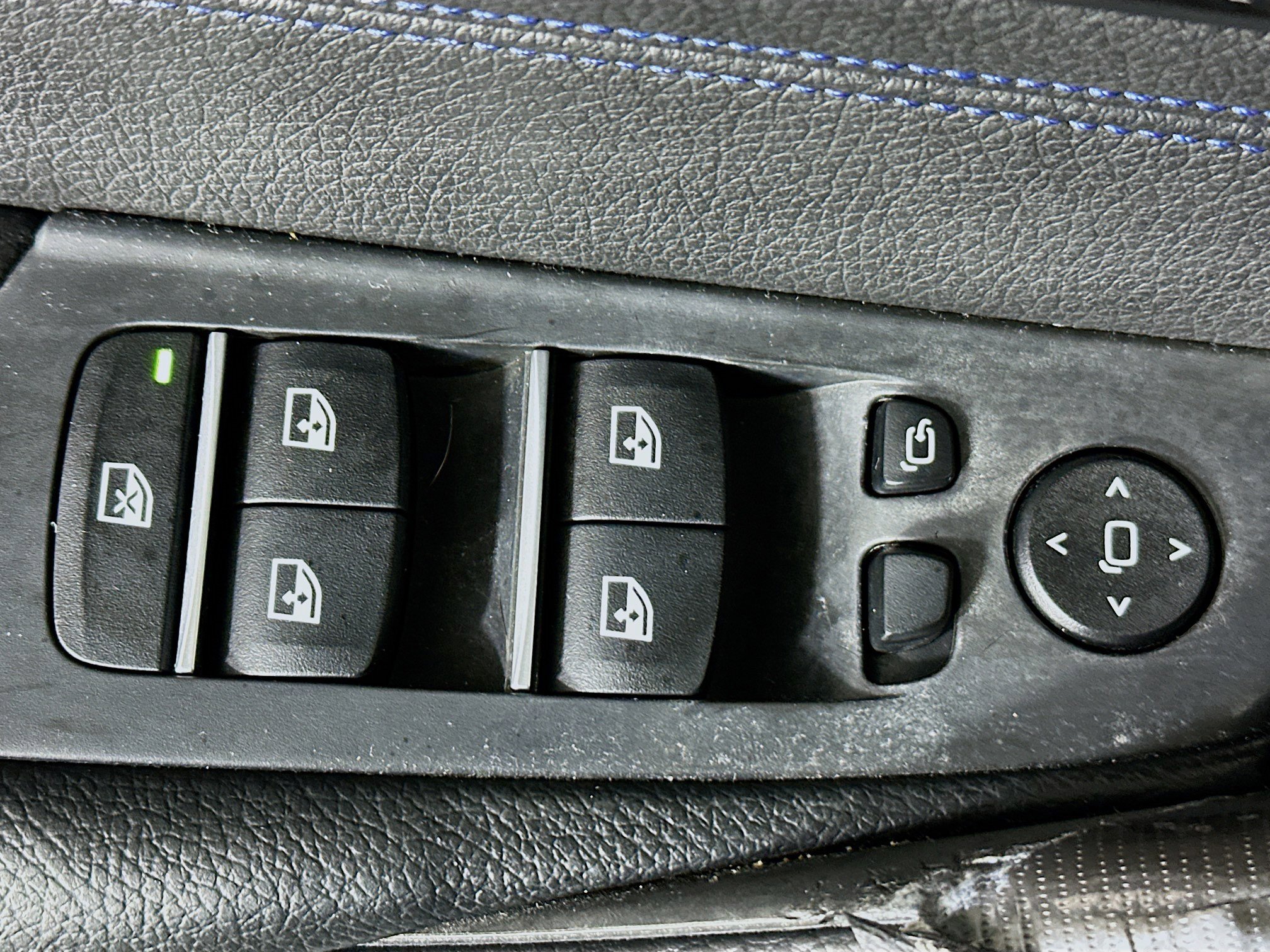 Used 2017 BMW 530i RWD image 14