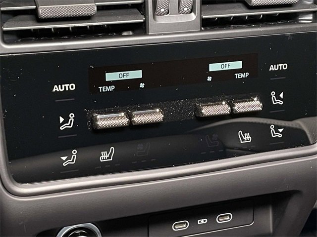 New 2026 Porsche Cayenne Turbo image 26