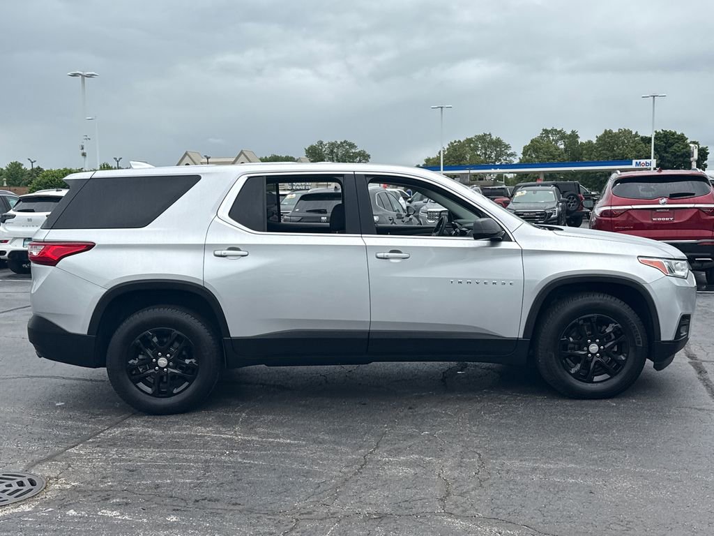 Used 2020 Chevrolet Traverse LS FWD image 11