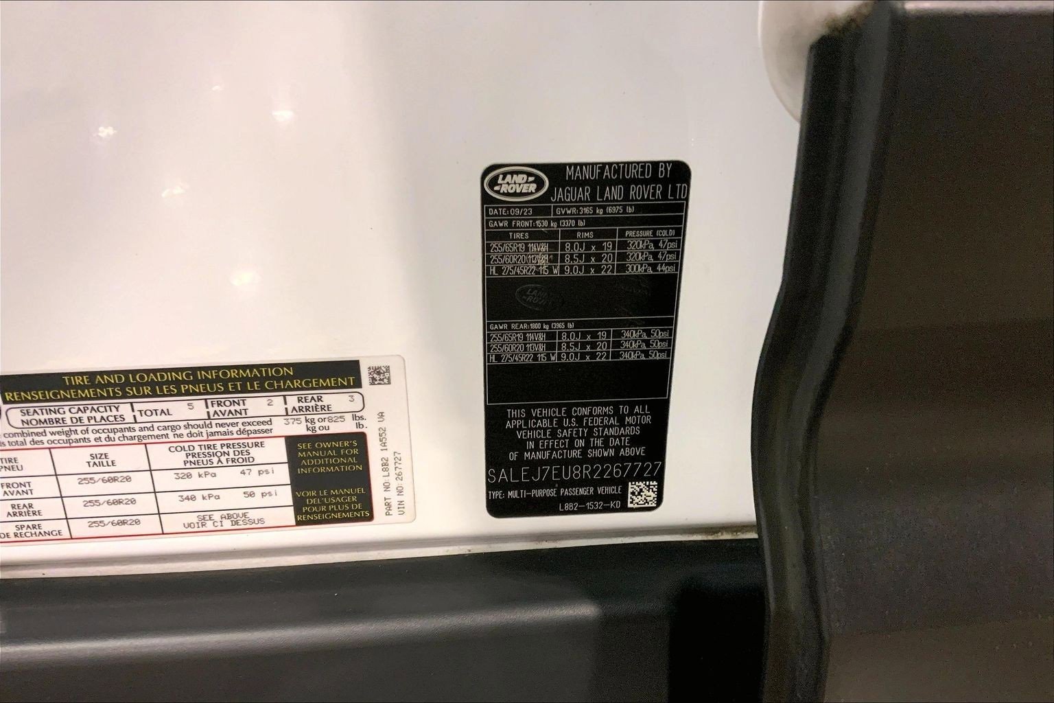 Used 2024 Land Rover Defender 110 S image 33