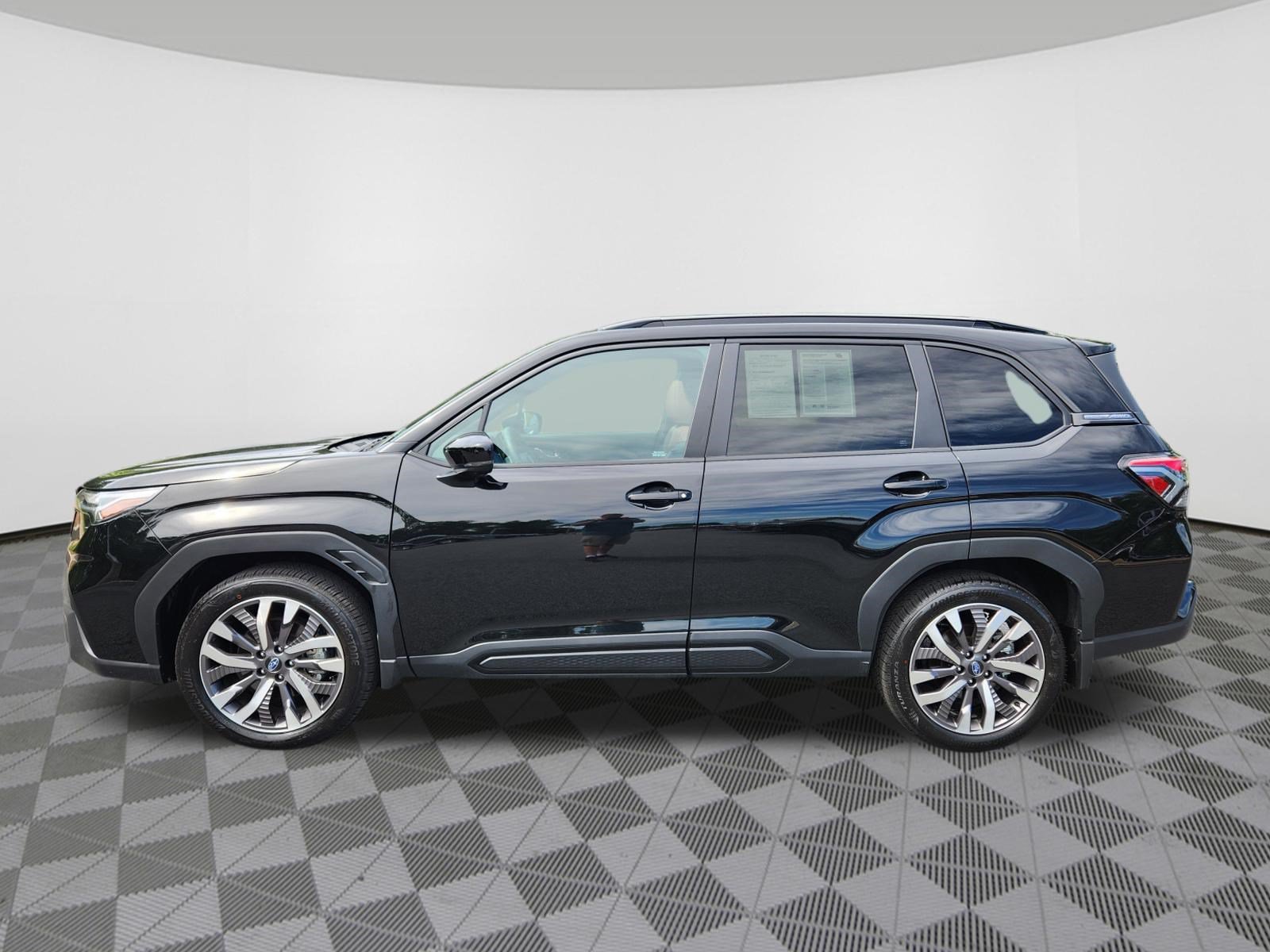 Certified 2026 Subaru Forester Touring AWD/4WD image 5