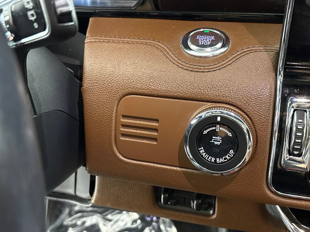 Used 2023 Lincoln Navigator L Reserve AWD/4WD image 34