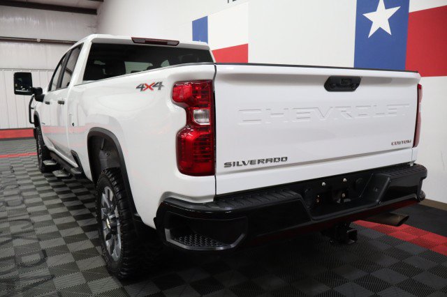 Used 2022 Chevrolet Silverado 2500 Custom w/ Custom Value Package AWD/4WD image 11