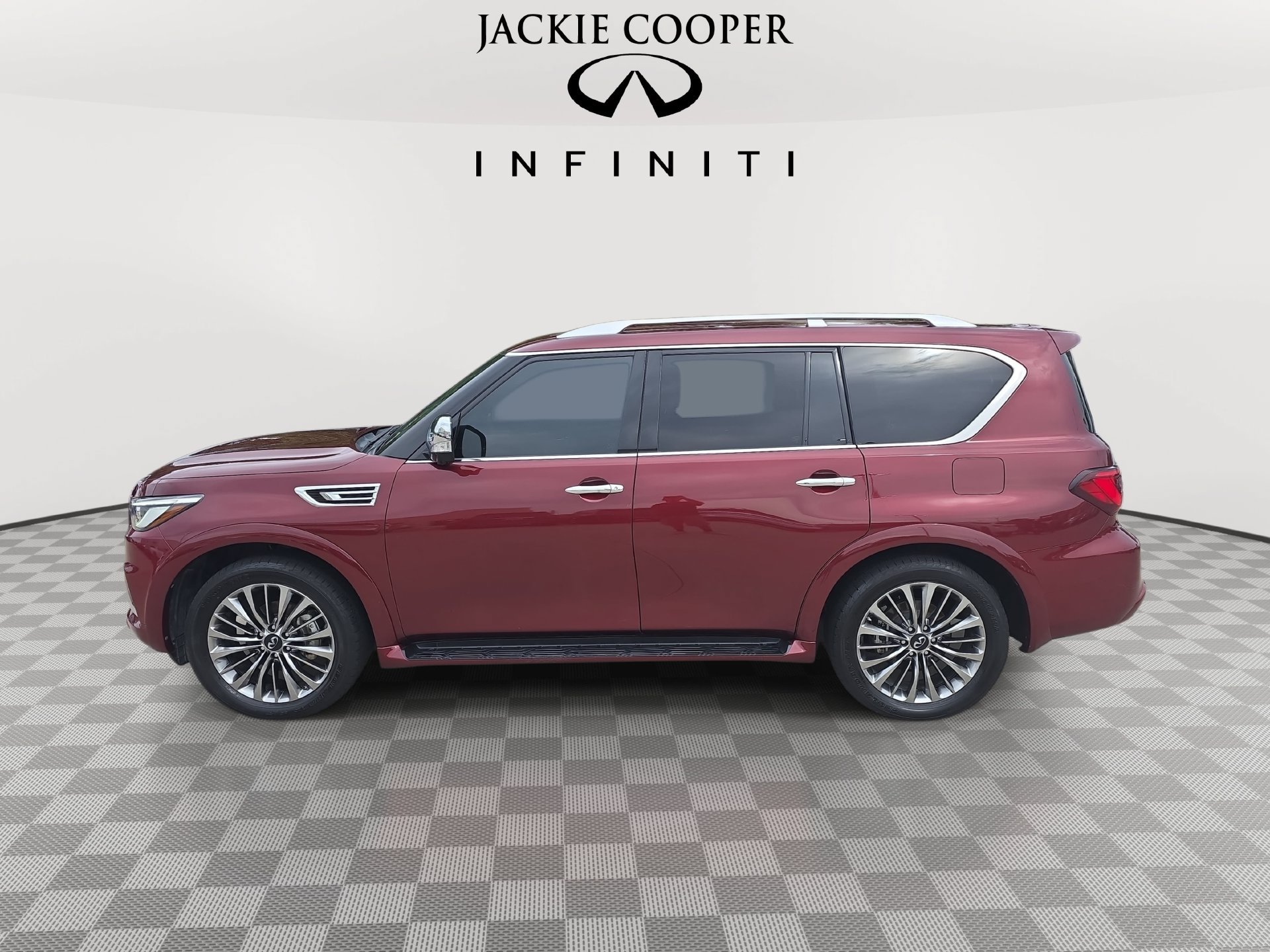 Used 2021 INFINITI QX80 Sensory w/ All-Season Package AWD/4WD image 8