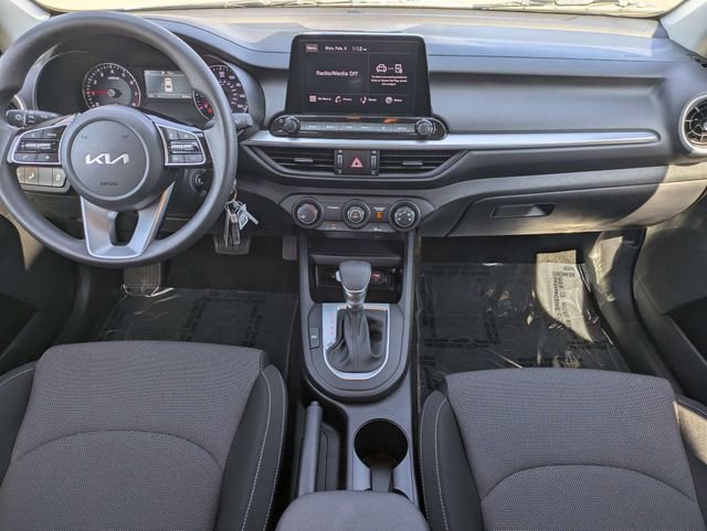 Used 2024 Kia Forte LXS w/ LXS Technology Package image 13