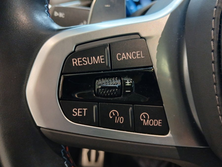 Used 2024 BMW X7 M60i w/ Executive Package image 43