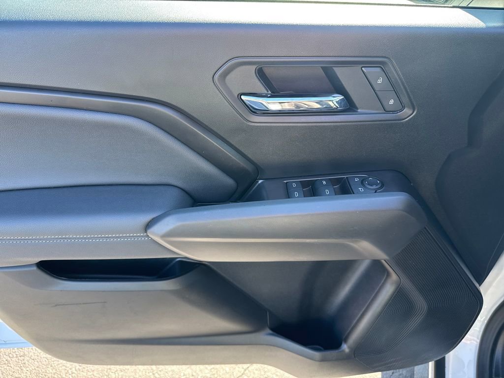 Used 2025 Chevrolet Colorado LT w/ LT Convenience Package image 13