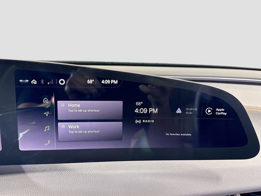 Used 2024 Lucid Air Pure image 21